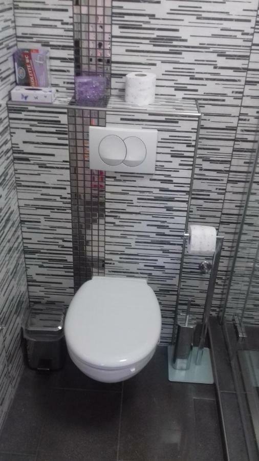 Holiday Home Nora**** Loznati Cres Luaran gambar
